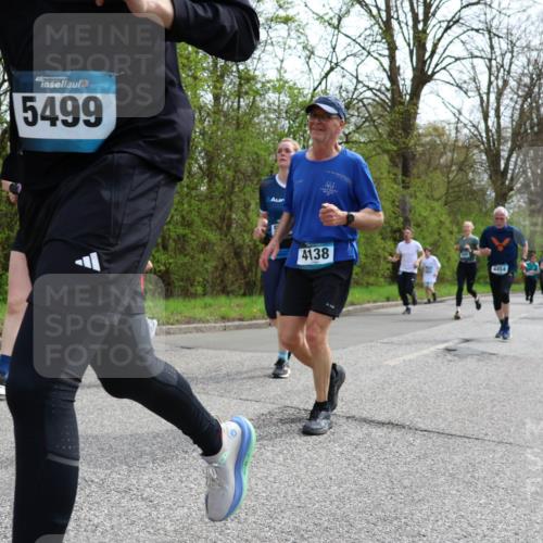 12.04.2026 - 45. Internationalen Wilhelmsburger Insellauf Yannick Fuchs http://msf.ph/oto/9505493 12.04.2026 12:56:45 Laufen 45, 5499, 4138, 4454 meine-sportfotos.de