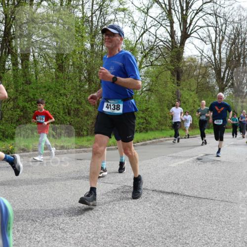 12.04.2026 - 45. Internationalen Wilhelmsburger Insellauf Yannick Fuchs http://msf.ph/oto/9505494 12.04.2026 12:56:45 Laufen 145, 5155, 4138, 3264, 4454 meine-sportfotos.de