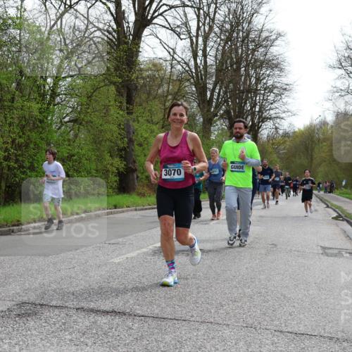 12.04.2026 - 45. Internationalen Wilhelmsburger Insellauf Yannick Fuchs http://msf.ph/oto/9505509 12.04.2026 12:56:48 Laufen 5200, 3070, 4892 meine-sportfotos.de