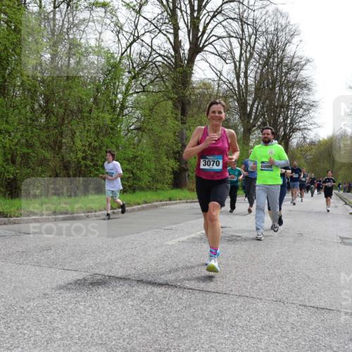 12.04.2026 - 45. Internationalen Wilhelmsburger Insellauf Yannick Fuchs http://msf.ph/oto/9505510 12.04.2026 12:56:48 Laufen 3070 meine-sportfotos.de