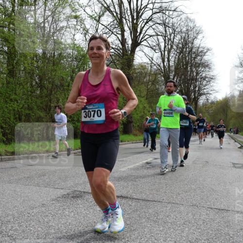 12.04.2026 - 45. Internationalen Wilhelmsburger Insellauf Yannick Fuchs http://msf.ph/oto/9505514 12.04.2026 12:56:49 Laufen 200, 3070, 5565 meine-sportfotos.de