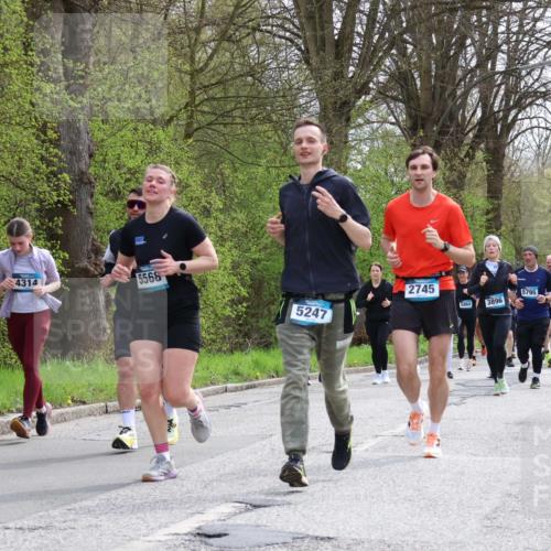 12.04.2026 - 45. Internationalen Wilhelmsburger Insellauf Yannick Fuchs http://msf.ph/oto/9505548 12.04.2026 12:56:58 Laufen 4314, 5568, 5247, 2745, 5864, 5795, 3896, 4736 meine-sportfotos.de