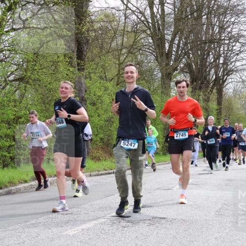 12.04.2026 - 45. Internationalen Wilhelmsburger Insellauf Yannick Fuchs http://msf.ph/oto/9505552 12.04.2026 12:56:58 Laufen 4314, 5568, 5247, 4769, 2745, 3896, 5795 meine-sportfotos.de