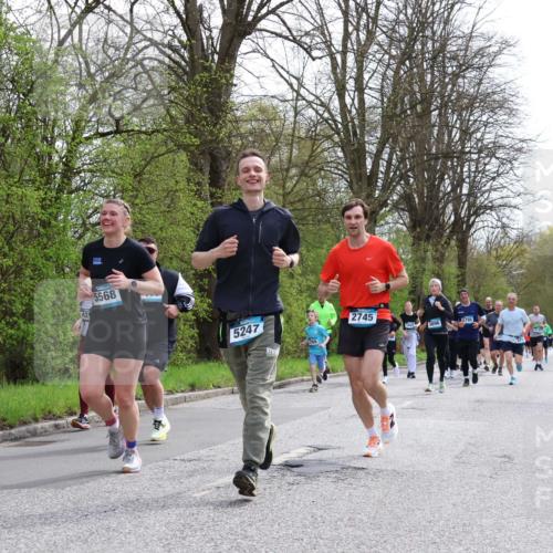 12.04.2026 - 45. Internationalen Wilhelmsburger Insellauf Yannick Fuchs http://msf.ph/oto/9505555 12.04.2026 12:56:59 Laufen 5568, 5247, 2745, 3896, 5795 meine-sportfotos.de