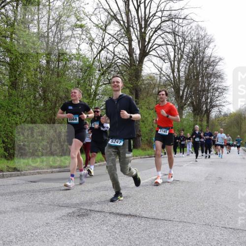 12.04.2026 - 45. Internationalen Wilhelmsburger Insellauf Yannick Fuchs http://msf.ph/oto/9505558 12.04.2026 12:56:59 Laufen 5568, 40, 314, 5247, 2745 meine-sportfotos.de