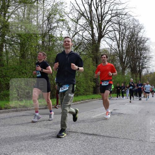 12.04.2026 - 45. Internationalen Wilhelmsburger Insellauf Yannick Fuchs http://msf.ph/oto/9505560 12.04.2026 12:57:00 Laufen 568, 5247, 2745 meine-sportfotos.de