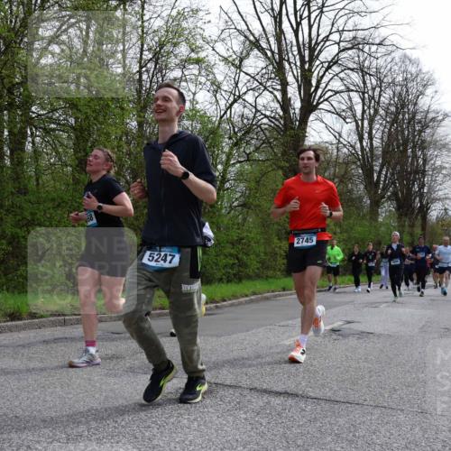 12.04.2026 - 45. Internationalen Wilhelmsburger Insellauf Yannick Fuchs http://msf.ph/oto/9505561 12.04.2026 12:57:00 Laufen 5247, 2745 meine-sportfotos.de