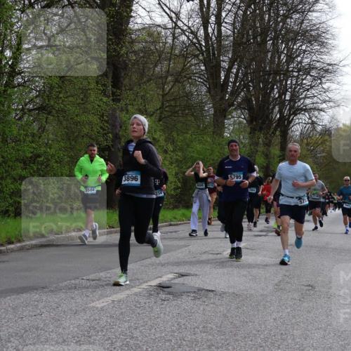 12.04.2026 - 45. Internationalen Wilhelmsburger Insellauf Yannick Fuchs http://msf.ph/oto/9505571 12.04.2026 12:57:02 Laufen 3896, 5504, 234, 5795, 5713, 4736 meine-sportfotos.de