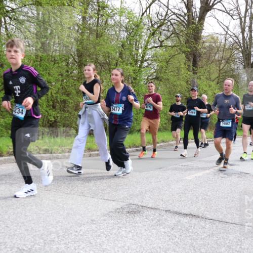 12.04.2026 - 45. Internationalen Wilhelmsburger Insellauf Yannick Fuchs http://msf.ph/oto/9505592 12.04.2026 12:57:06 Laufen 234, 580, 4078, 5477, 5864, 2891, 5682, 3745, 4736, 5665 meine-sportfotos.de