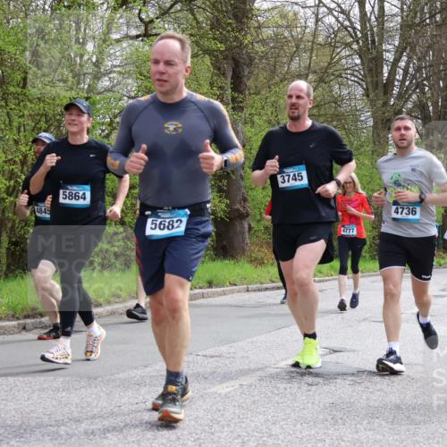 12.04.2026 - 45. Internationalen Wilhelmsburger Insellauf Yannick Fuchs http://msf.ph/oto/9505597 12.04.2026 12:57:07 Laufen 4845, 5864, 5682, 3745, 4777, 4736, 5665 meine-sportfotos.de
