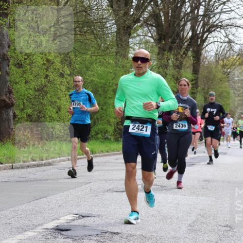 12.04.2026 - 45. Internationalen Wilhelmsburger Insellauf Yannick Fuchs http://msf.ph/oto/9505616 12.04.2026 12:57:11 Laufen 4795, 2421, 2436, 161 meine-sportfotos.de
