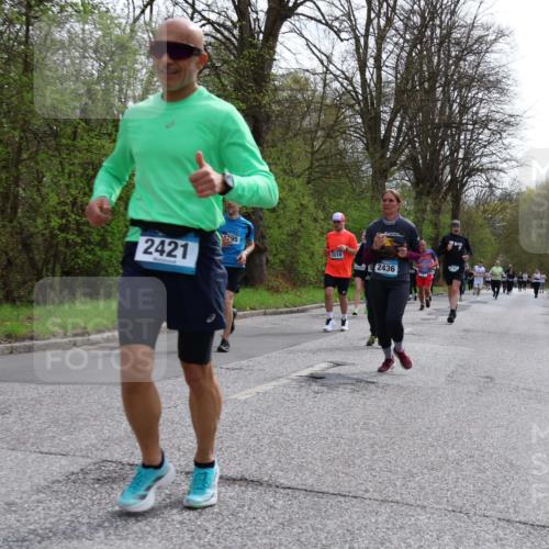 12.04.2026 - 45. Internationalen Wilhelmsburger Insellauf Yannick Fuchs http://msf.ph/oto/9505627 12.04.2026 12:57:12 Laufen 2421, 95, 5510, 2436 meine-sportfotos.de