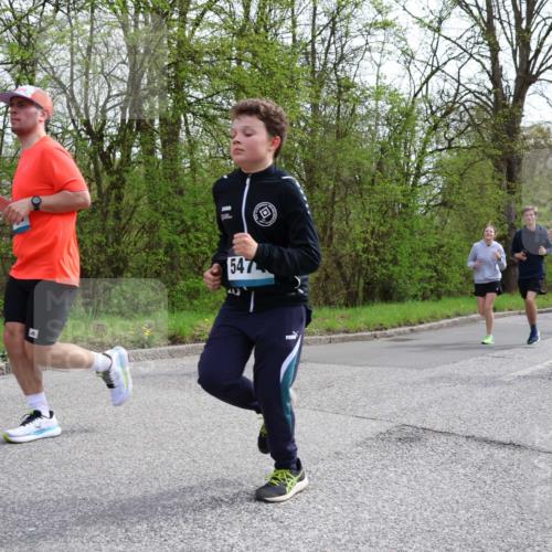 12.04.2026 - 45. Internationalen Wilhelmsburger Insellauf Yannick Fuchs http://msf.ph/oto/9505644 12.04.2026 12:57:16 Laufen 547, 161 meine-sportfotos.de