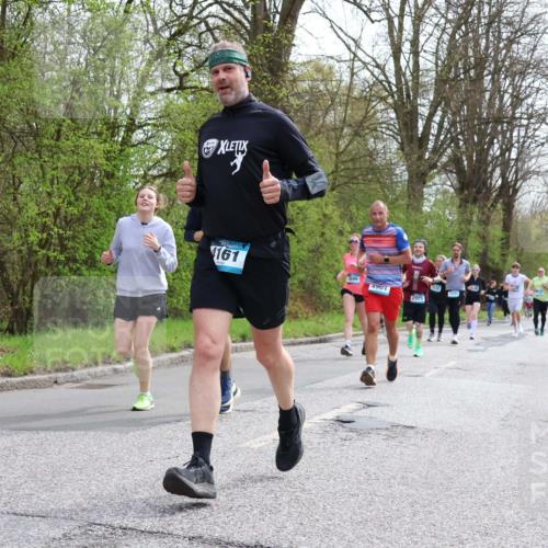 12.04.2026 - 45. Internationalen Wilhelmsburger Insellauf Yannick Fuchs http://msf.ph/oto/9505647 12.04.2026 12:57:16 Laufen 161, 046, 4901, 2337, 2925 meine-sportfotos.de