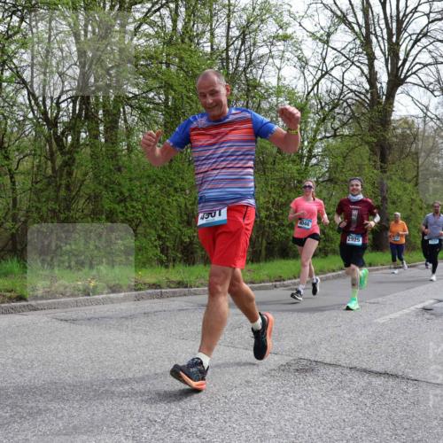 12.04.2026 - 45. Internationalen Wilhelmsburger Insellauf Yannick Fuchs http://msf.ph/oto/9505661 12.04.2026 12:57:19 Laufen 4501, 4046, 2925, 2337 meine-sportfotos.de