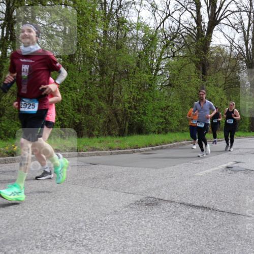 12.04.2026 - 45. Internationalen Wilhelmsburger Insellauf Yannick Fuchs http://msf.ph/oto/9505668 12.04.2026 12:57:20 Laufen 2925, 4219, 49, 3120, 3030, 2337 meine-sportfotos.de