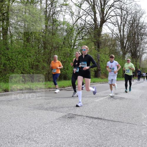 12.04.2026 - 45. Internationalen Wilhelmsburger Insellauf Yannick Fuchs http://msf.ph/oto/9505679 12.04.2026 12:57:23 Laufen 2337, 4219, 4940, 4149, 3120 meine-sportfotos.de