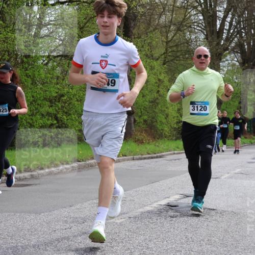12.04.2026 - 45. Internationalen Wilhelmsburger Insellauf Yannick Fuchs http://msf.ph/oto/9505683 12.04.2026 12:57:24 Laufen 3025, 19, 3120 meine-sportfotos.de