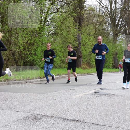 12.04.2026 - 45. Internationalen Wilhelmsburger Insellauf Yannick Fuchs http://msf.ph/oto/9505707 12.04.2026 12:57:29 Laufen 5315, 4204, 5002, 4318 meine-sportfotos.de