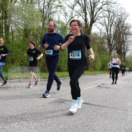 12.04.2026 - 45. Internationalen Wilhelmsburger Insellauf Yannick Fuchs http://msf.ph/oto/9505717 12.04.2026 12:57:32 Laufen 5002, 4204, 4318, 3943 meine-sportfotos.de