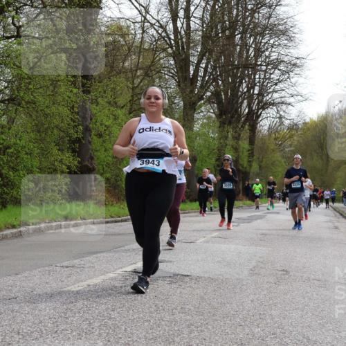 12.04.2026 - 45. Internationalen Wilhelmsburger Insellauf Yannick Fuchs http://msf.ph/oto/9505722 12.04.2026 12:57:33 Laufen 3943, 3035, 5229 meine-sportfotos.de