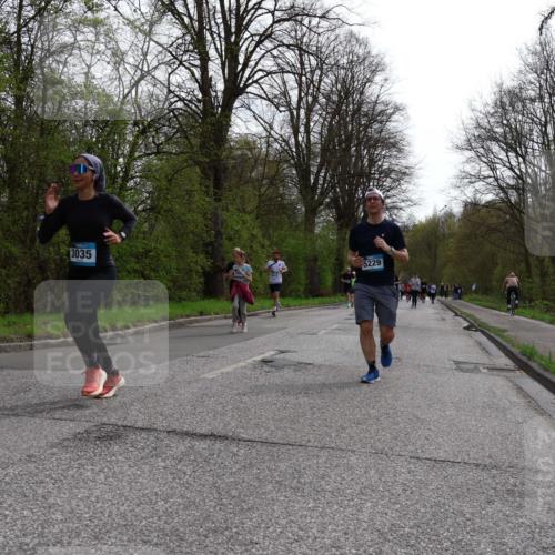 12.04.2026 - 45. Internationalen Wilhelmsburger Insellauf Yannick Fuchs http://msf.ph/oto/9505745 12.04.2026 12:57:37 Laufen 3035, 5229 meine-sportfotos.de