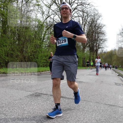 12.04.2026 - 45. Internationalen Wilhelmsburger Insellauf Yannick Fuchs http://msf.ph/oto/9505752 12.04.2026 12:57:38 Laufen 5229, 4775 meine-sportfotos.de