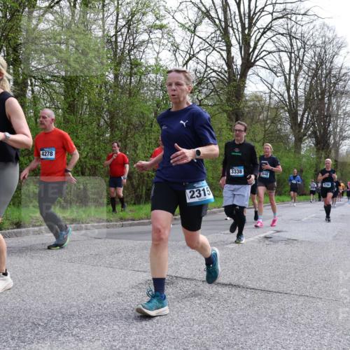 12.04.2026 - 45. Internationalen Wilhelmsburger Insellauf Yannick Fuchs http://msf.ph/oto/9505869 12.04.2026 12:58:37 Laufen 5704, 4278, 2315, 3338, 3948, 4798 meine-sportfotos.de