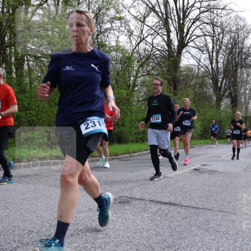 12.04.2026 - 45. Internationalen Wilhelmsburger Insellauf Yannick Fuchs http://msf.ph/oto/9505871 12.04.2026 12:58:37 Laufen 4278, 231, 3338, 4799, 3948, 4798 meine-sportfotos.de