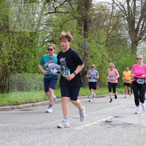 12.04.2026 - 45. Internationalen Wilhelmsburger Insellauf Yannick Fuchs http://msf.ph/oto/9505898 12.04.2026 12:58:44 Laufen 5132, 5305, 2742, 443, 2982, 2011 meine-sportfotos.de