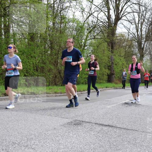 12.04.2026 - 45. Internationalen Wilhelmsburger Insellauf Yannick Fuchs http://msf.ph/oto/9505918 12.04.2026 12:58:48 Laufen 5305, 557, 5444, 5830, 4280 meine-sportfotos.de