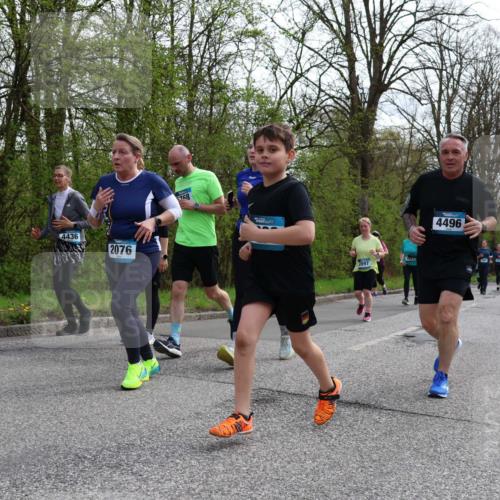 12.04.2026 - 45. Internationalen Wilhelmsburger Insellauf Yannick Fuchs http://msf.ph/oto/9505953 12.04.2026 12:58:56 Laufen 4436, 2076, 768, 2897, 4496 meine-sportfotos.de
