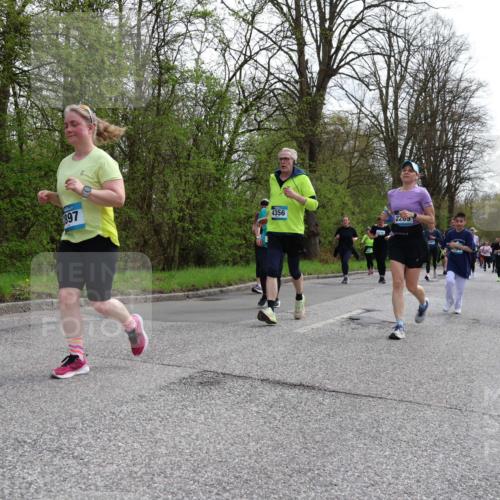 12.04.2026 - 45. Internationalen Wilhelmsburger Insellauf Yannick Fuchs http://msf.ph/oto/9505965 12.04.2026 12:58:58 Laufen 897, 4356, 2265, 5202 meine-sportfotos.de