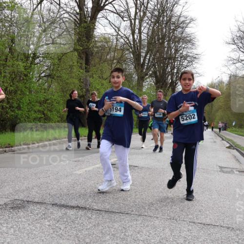 12.04.2026 - 45. Internationalen Wilhelmsburger Insellauf Yannick Fuchs http://msf.ph/oto/9505971 12.04.2026 12:59:00 Laufen 292, 3868, 64, 194, 3004, 3446, 5202 meine-sportfotos.de