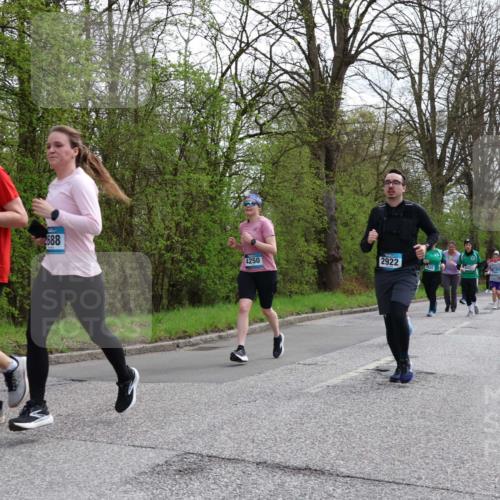 12.04.2026 - 45. Internationalen Wilhelmsburger Insellauf Yannick Fuchs http://msf.ph/oto/9506015 12.04.2026 12:59:08 Laufen 2689, 688, 4250, 2922, 5425 meine-sportfotos.de