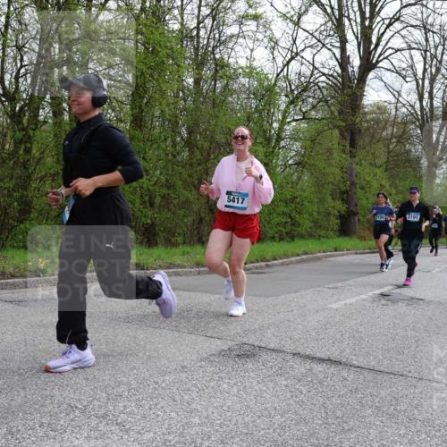 12.04.2026 - 45. Internationalen Wilhelmsburger Insellauf Yannick Fuchs http://msf.ph/oto/9506080 12.04.2026 12:59:24 Laufen 5417, 2129, 3101 meine-sportfotos.de