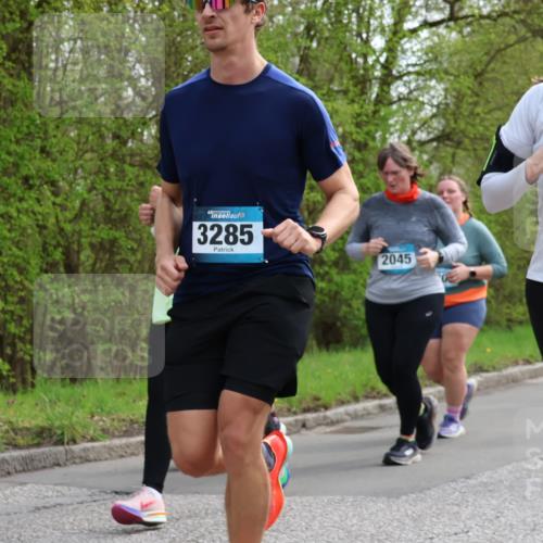12.04.2026 - 45. Internationalen Wilhelmsburger Insellauf Yannick Fuchs http://msf.ph/oto/9506121 12.04.2026 12:59:34 Laufen 3285, 2045, 4051 meine-sportfotos.de