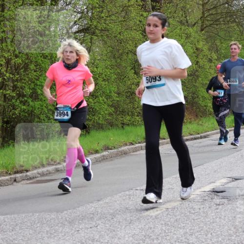 12.04.2026 - 45. Internationalen Wilhelmsburger Insellauf Yannick Fuchs http://msf.ph/oto/9506134 12.04.2026 12:59:37 Laufen 3994, 3994, 5093, 3211, 4969 meine-sportfotos.de