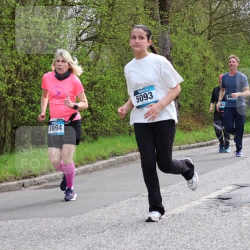 12.04.2026 - 45. Internationalen Wilhelmsburger Insellauf Yannick Fuchs http://msf.ph/oto/9506135 12.04.2026 12:59:37 Laufen 3994, 3994, 5093, 49, 3211, 67, 857 meine-sportfotos.de