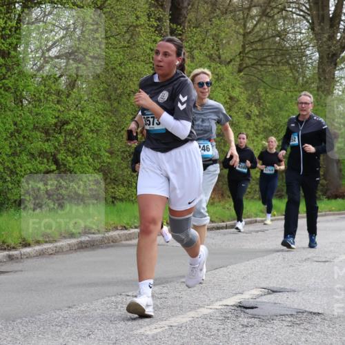 12.04.2026 - 45. Internationalen Wilhelmsburger Insellauf Yannick Fuchs http://msf.ph/oto/9506158 12.04.2026 12:59:42 Laufen 3573, 46, 4860, 3269, 52, 5259 meine-sportfotos.de