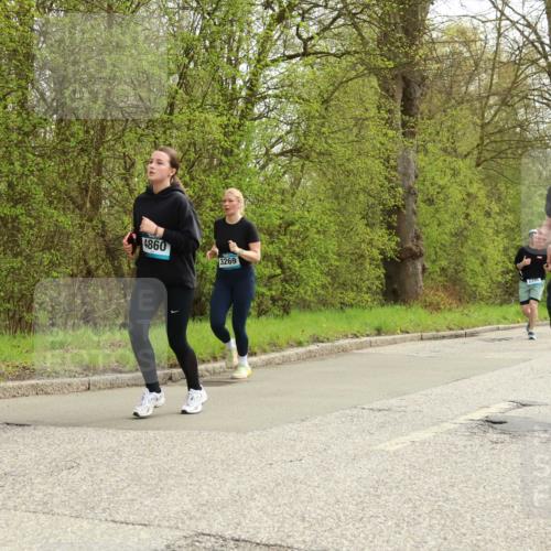 12.04.2026 - 45. Internationalen Wilhelmsburger Insellauf Yannick Fuchs http://msf.ph/oto/9506172 12.04.2026 12:59:45 Laufen 4857, 4860, 3269, 4985, 4895 meine-sportfotos.de