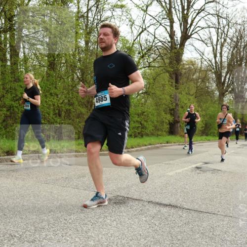 12.04.2026 - 45. Internationalen Wilhelmsburger Insellauf Yannick Fuchs http://msf.ph/oto/9506180 12.04.2026 12:59:47 Laufen 269, 4985, 53 meine-sportfotos.de