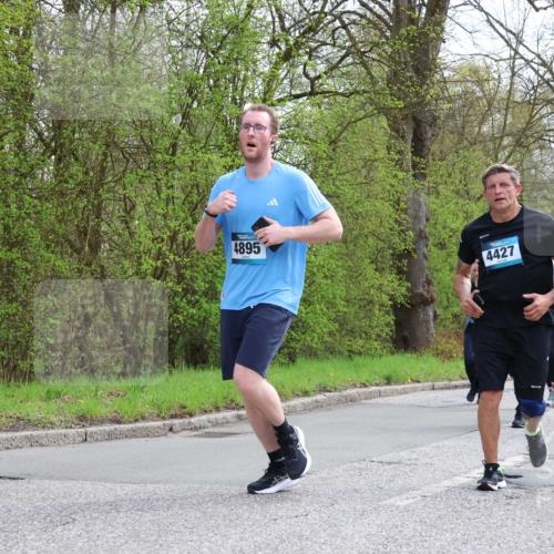 12.04.2026 - 45. Internationalen Wilhelmsburger Insellauf Yannick Fuchs http://msf.ph/oto/9506199 12.04.2026 12:59:51 Laufen 4895, 4427, 4134 meine-sportfotos.de