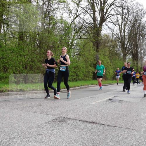 12.04.2026 - 45. Internationalen Wilhelmsburger Insellauf Yannick Fuchs http://msf.ph/oto/9506213 12.04.2026 12:59:55 Laufen 4300, 4193, 2084, 2923 meine-sportfotos.de