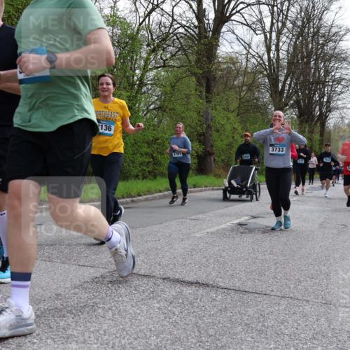12.04.2026 - 45. Internationalen Wilhelmsburger Insellauf Yannick Fuchs http://msf.ph/oto/9506251 12.04.2026 13:00:03 Laufen 3643, 136, 3733, 3791, 3932, 5631 meine-sportfotos.de
