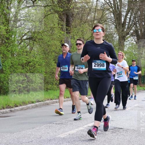 12.04.2026 - 45. Internationalen Wilhelmsburger Insellauf Yannick Fuchs http://msf.ph/oto/9506347 12.04.2026 13:00:22 Laufen 6586, 4550, 3406, 2998, 4364, 3079, 3352 meine-sportfotos.de