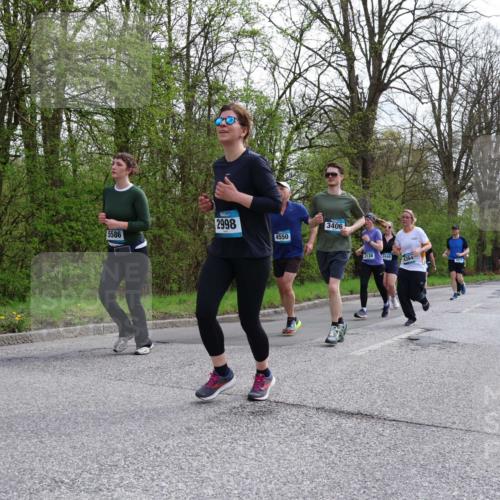 12.04.2026 - 45. Internationalen Wilhelmsburger Insellauf Yannick Fuchs http://msf.ph/oto/9506353 12.04.2026 13:00:23 Laufen 5586, 2998, 4550, 3406, 3138, 2440, 4364, 3079 meine-sportfotos.de