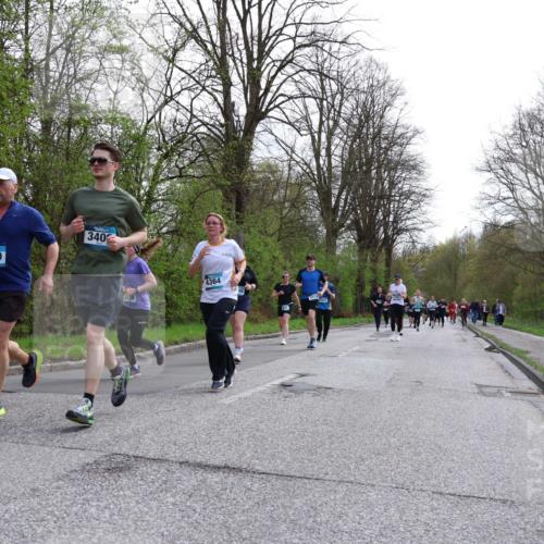 12.04.2026 - 45. Internationalen Wilhelmsburger Insellauf Yannick Fuchs http://msf.ph/oto/9506357 12.04.2026 13:00:24 Laufen 4550, 340, 138, 4364 meine-sportfotos.de