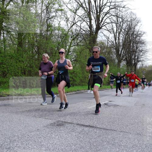 12.04.2026 - 45. Internationalen Wilhelmsburger Insellauf Yannick Fuchs http://msf.ph/oto/9506433 12.04.2026 13:00:39 Laufen 3729, 4846, 4911, 4912 meine-sportfotos.de