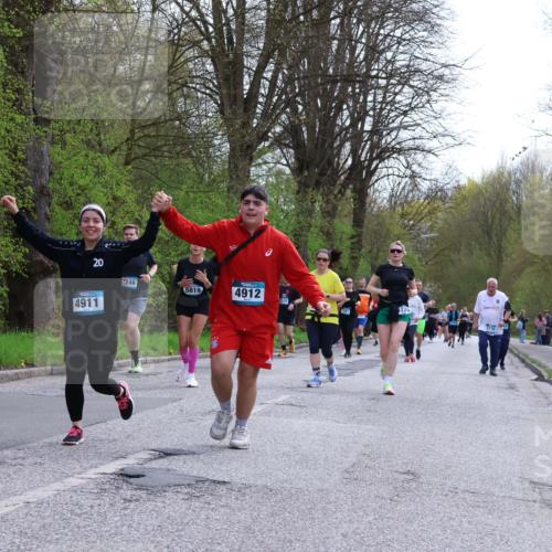 12.04.2026 - 45. Internationalen Wilhelmsburger Insellauf Yannick Fuchs http://msf.ph/oto/9506439 12.04.2026 13:00:40 Laufen 20, 4911, 249, 5819, 4912, 726 meine-sportfotos.de